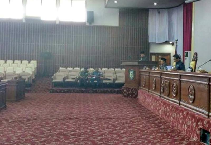 Paripurna laporan Banggar DPRD Provinsi terkait LKP tahun 2016, Jumat (04/08/2017)