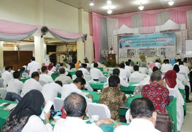 Sosialisasi dan lokakarya strategi komunikasi program Kotaku di Graha Asiah Wedika Hotel