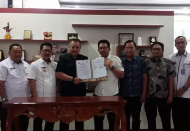 Bersama Lembaga Pengembangan Saburai Universitas Sang Bumi Rua Jurai, Pemkab Lampung Selatan Teken PKS