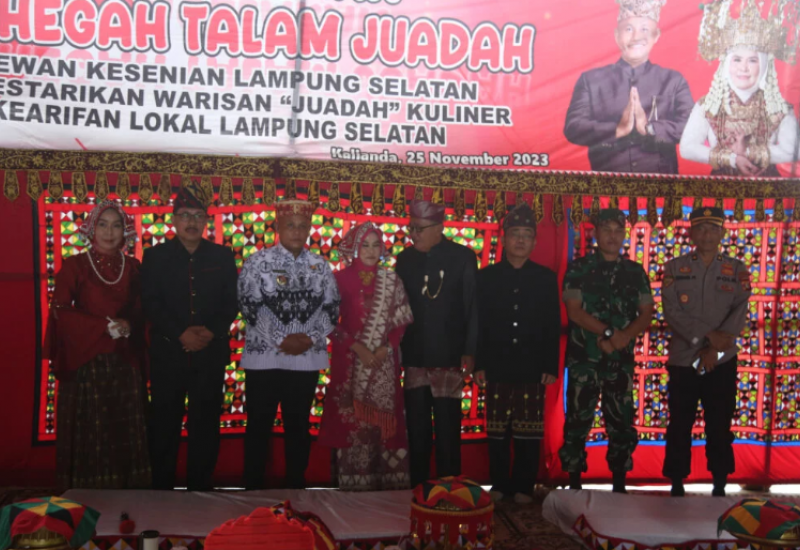 Tradisi Kearifan Lokal, Bupati Nanang Hadiri Acara Khegah Talam Juadah