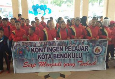 Walikota Bengkulu Helmi Hasan melepas 172 atlet kota Bengkulu sebagai Delegasi kontingen pada Pekan Olahraga Pelajar Daerah (POPDA) dan Pekan Paralimpyc Pelajar Daerah (PEPAREDA) Tingkat Provinsi Bengkulu