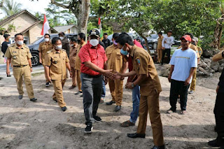 Hasil Bedah Rumah di Desa Kemukus Dan Desa Taman Sari, Bupati Nanang Lakukan Peninjauan