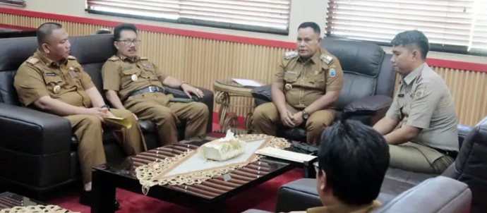 Serahkan 13 Sertifikat Pakai Pemda, Bupati Nanang Terima Audiensi Kepala ATR/BPN Lampung Selatan 