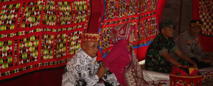 Tradisi Kearifan Lokal, Bupati Nanang Hadiri Acara Khegah Talam Juadah