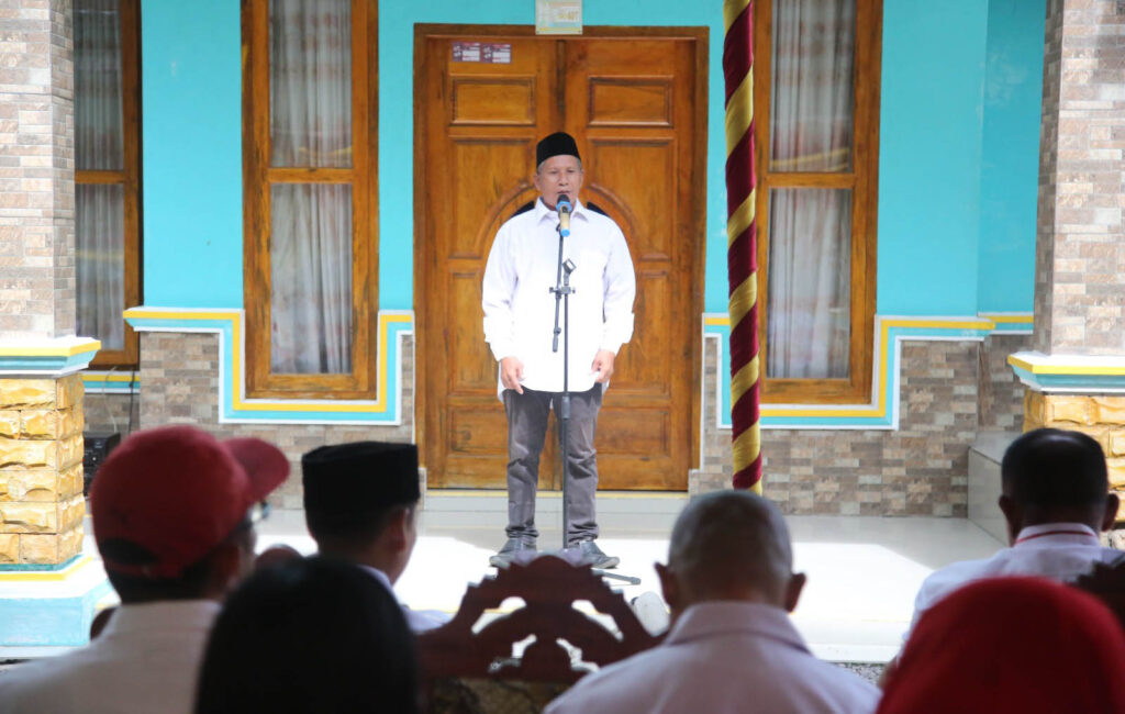 Lama Diimpikan, Bupati Lamsel Resmikan Jembatan Parit 9 Desa Berundung Ketapang