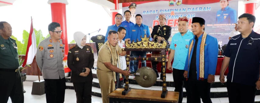 Bupati Nanang  Buka Rapimda Dan Musda Ke XIII DPD KNPI Lampung Selatan