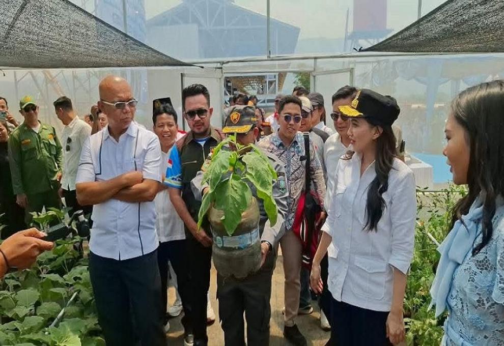 8.000 Satlinmas se-Jawa Tengah Padati Stadion Pandanaran Wujil, ASLINMAS dan ABPEDNAS Perkuat Konsolidasi Organisasi