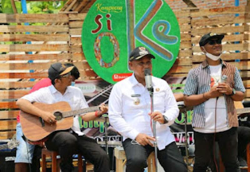 Dukung UMKM, Bupati Nanang Tinjau Kuliner Kampoung Si Oke