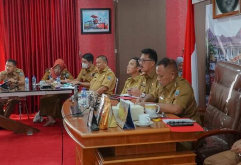 Bupati Mengikuti Webinar Rakor Nasional   Pengawasan Intern Ta. 2022