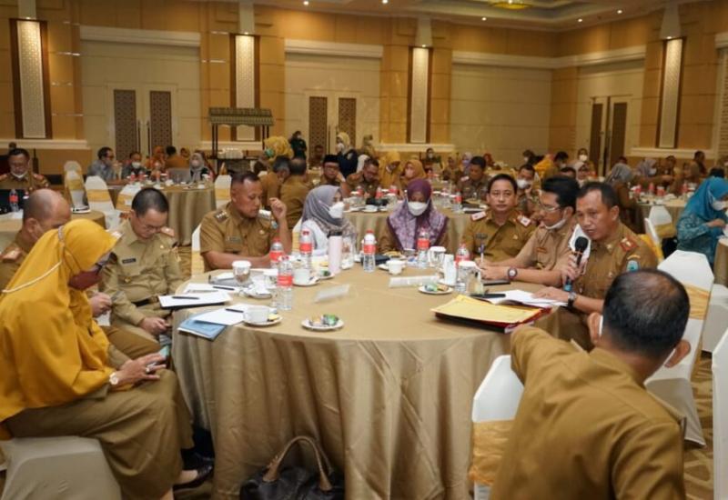 Bupati Nanang Menghadiri Acara Kinerja Aksi Konvergensi Penurunan Stunting