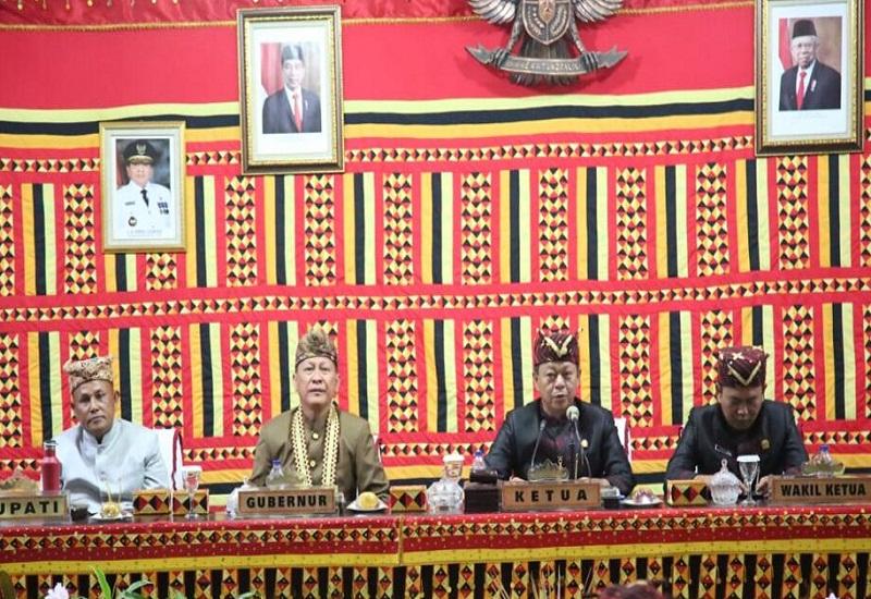 Bupati Lampung Selatan H. Nanang Ermanto menghadiri Rapat Paripurna Istimewa Dewan Perwakilan   Rakyat Daerah (DPRD) Kabupaten Lampung Selatan (Lam-Sel) dalam rangka Hari Ulang Tahun (HUT) ke-66 Kabupaten   Lampung Selatan Tahun 2022 di ruang sidang utama DPRD, Senin (14/11).