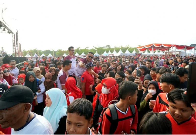 Bertabur Hadiah, Jalan Sehat Lampung Selatan Expo 2024 Dipadati Puluhan Ribu Masyarakat