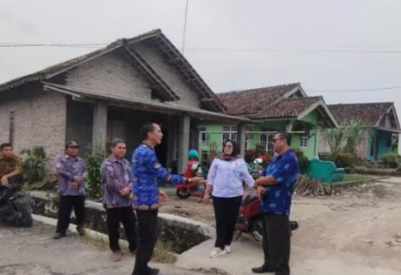 Tegangan Listrik Rendah, Ketua Komisi III DPRD dan Pemkab Lamsel Respon Keluhan Warga Palas 