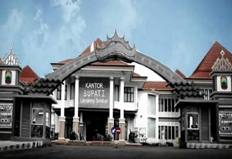 Bupati Egi Terbitkan Surat Edaran, UMK 2026 Naik Jadi Rp3,21Juta Dan Berlaku Mulai 1 Januari