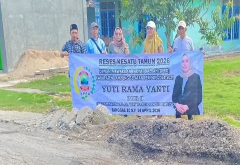 Kembali Lakalantas, Ketua Komisi III Yuti Rama Yanti Tinjau Jalan Palas