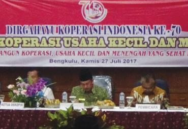 Seminar Koperasi, Usaha Kecil dan Menengah, di Gedung Pola Provinsi Bengkulu, Kamis (27/07/2017)