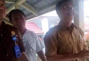 Mantan Kepala DPPKA Kota Bengkulu, M. Sofyan ditahan Kejati Bengkulu, Selasa (18/7/2017)