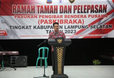 Pemkab Lamsel Resmi Bubarkan Paskibraka, Sukses Kibarkan Sang Merah Putih Saat Peringatan HUT RI Ke78