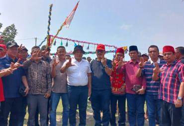 Bupati Nanang Hadiri Ruwat Laut, Beri Pesan Jaga Kelestarian Bahari