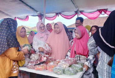 Warga Tajimalela Sambut Antusias Gerakan Pangan Murah Pemkab Lampung Selatan