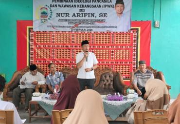 Anggota DPRD Lamsel Nur Arifin Gelar Pembinaan IPWK di Desa Kedaton